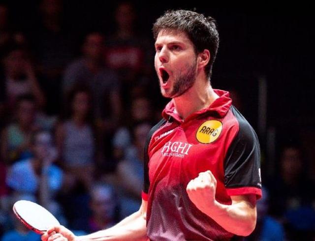 随着国内外 随着国内外